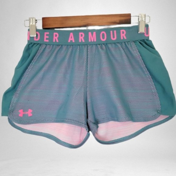 Under Armour Pants - 3/$15 Under Armour Play Up 2.0 Running Shorts XS